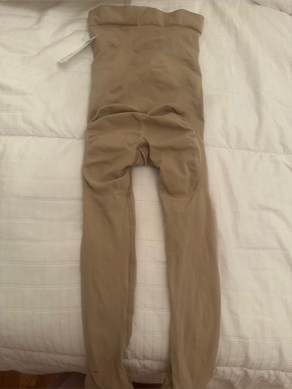 New SKIMS woman  Beige/Tan shape wear